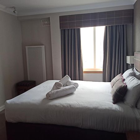 Anchor Hotel And Seabed Restaurant Tarbert  Bagian luar foto