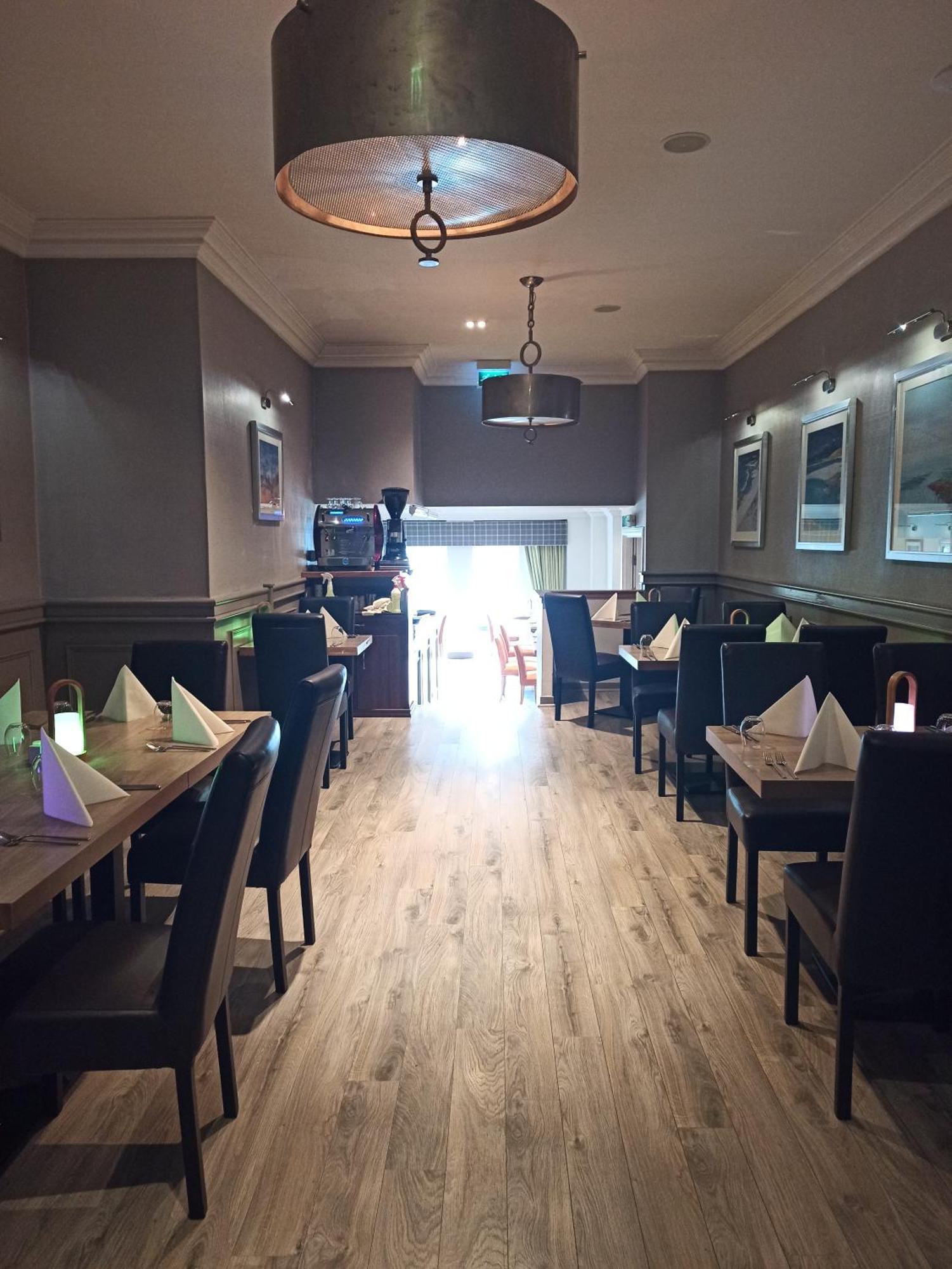 Anchor Hotel And Seabed Restaurant Tarbert  Bagian luar foto