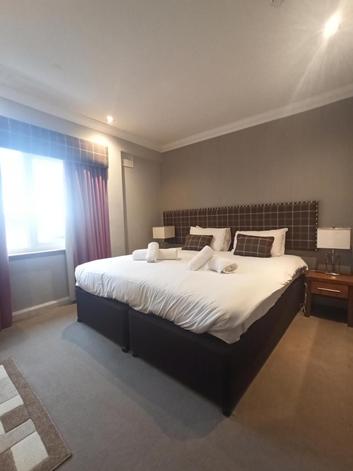 Anchor Hotel And Seabed Restaurant Tarbert  Bagian luar foto